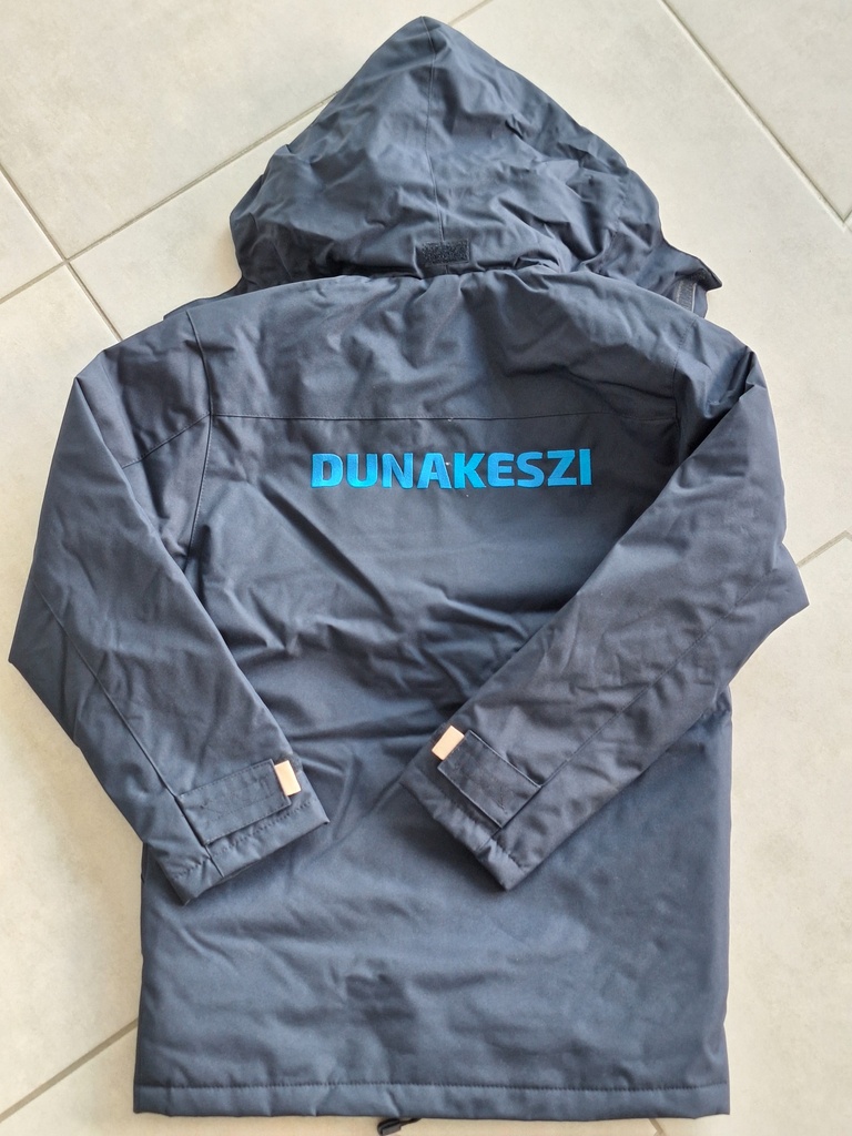 Gyermek téli kabát-kapucnis